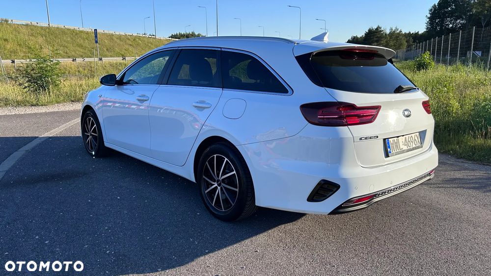 Kia Ceed 1.6 CRDi SCR L Business Line - 2