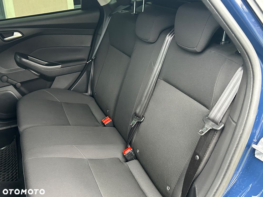 Opel Crossland X - 21