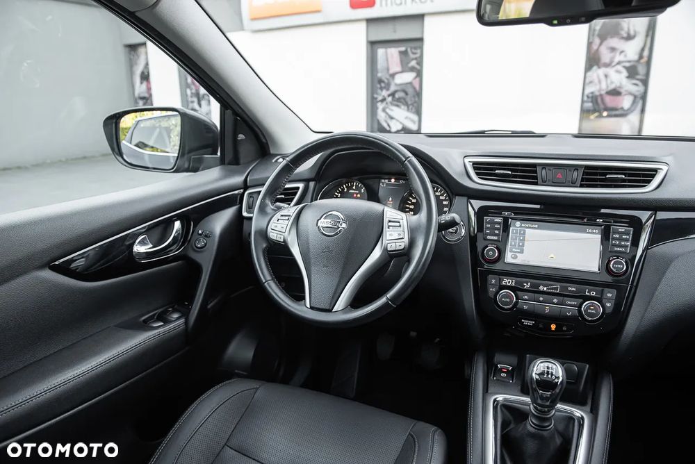 Nissan Qashqai 1.2 DIG-T TEKNA+ - 27