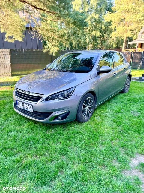 Peugeot 308 1.2 PureTech Allure S&S - 2