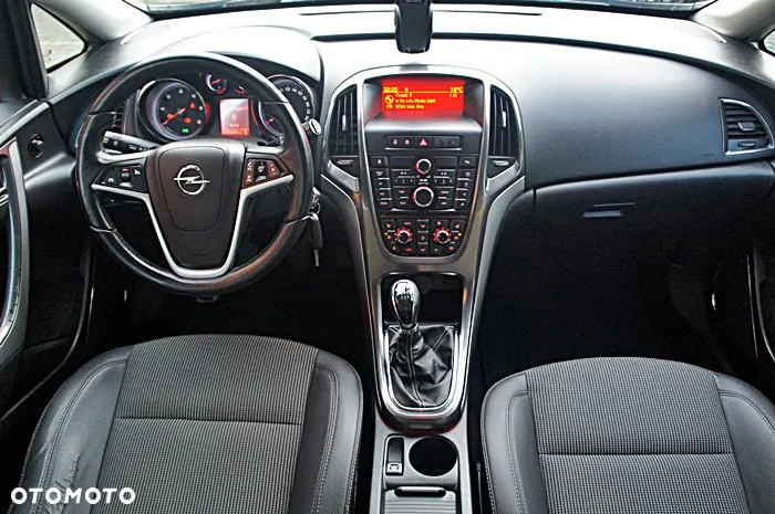 Opel Astra 2.0 CDTI Exklusiv - 5