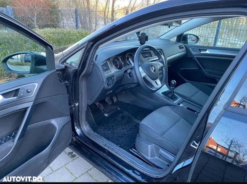 Volkswagen Golf 1.6 TDI BMT Comfortline - 4