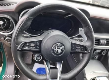 Alfa Romeo Stelvio 2.0 Turbo Tributo Italiano Q4 - 8