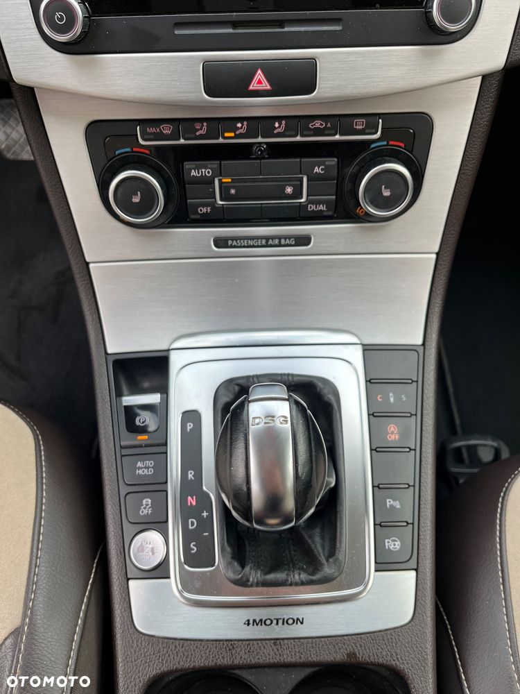 Volkswagen Passat 2.0 TDI DPF DSG 4Motion Highline - 13