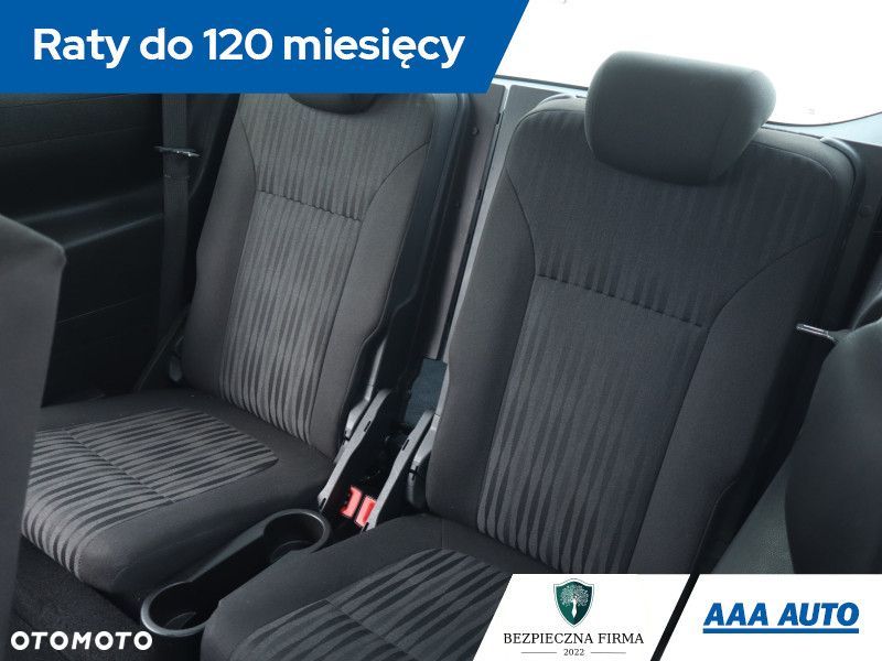 Opel Zafira - 16