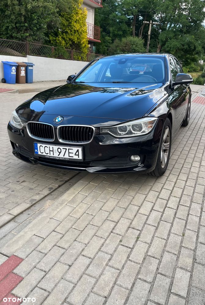 BMW Seria 3 318d - 1