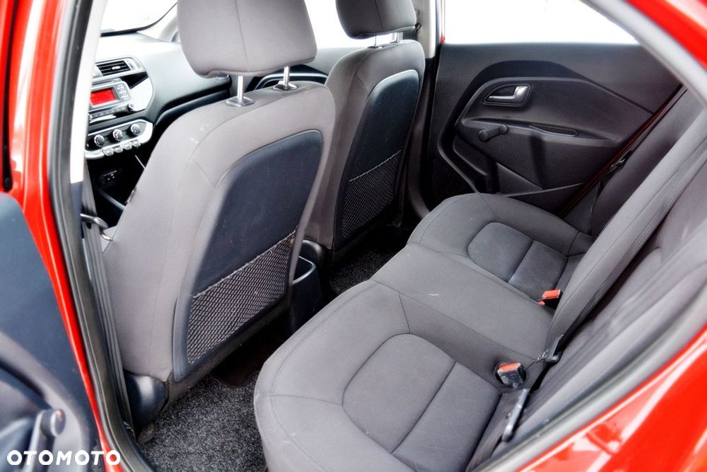 Kia Rio 1.2 Edition 7 - 10