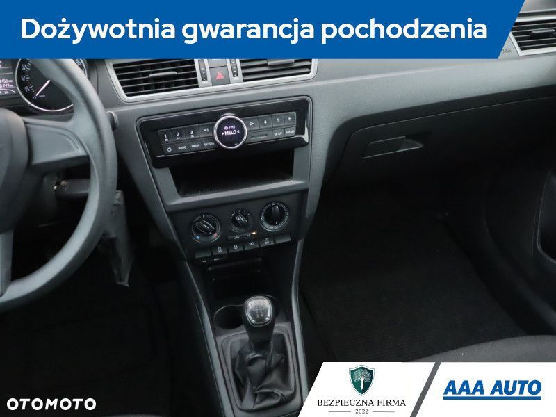 Skoda RAPID - 10