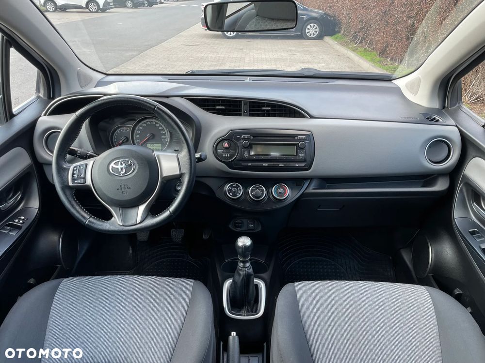 Toyota Yaris 1.33 Active EU6 - 6