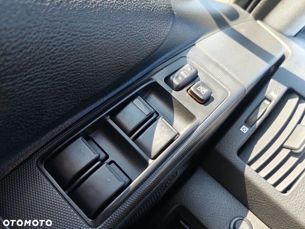 Toyota Corolla Verso 2.2 D-4D DPF Executive - 22