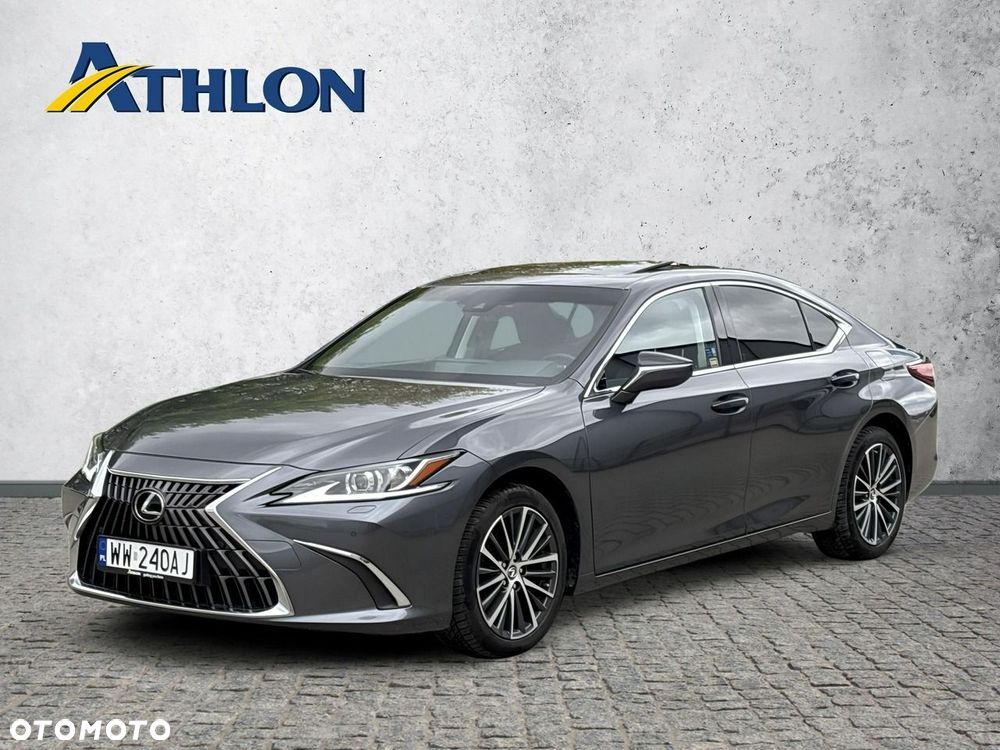 Lexus ES 300h Business Edition