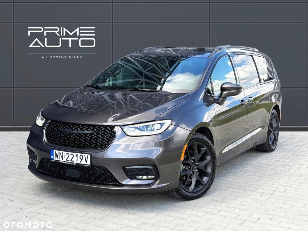 Chrysler Pacifica - 2