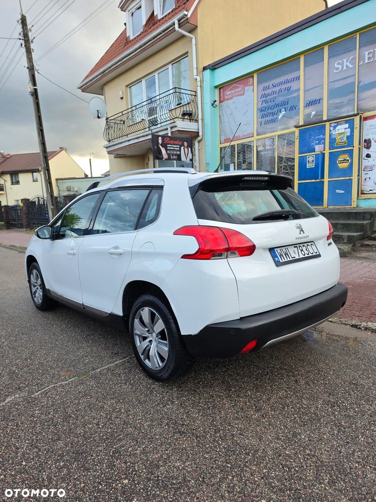 Peugeot 2008 1.6 VTi Allure - 10