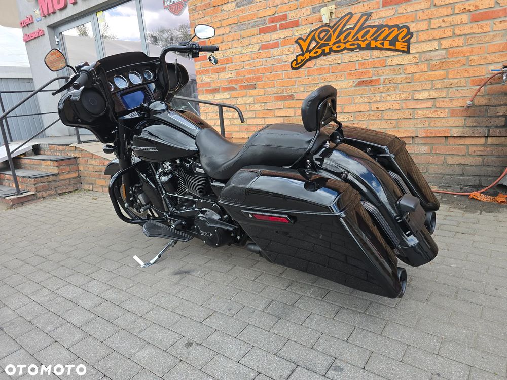 Harley-Davidson Touring Street Glide - 16