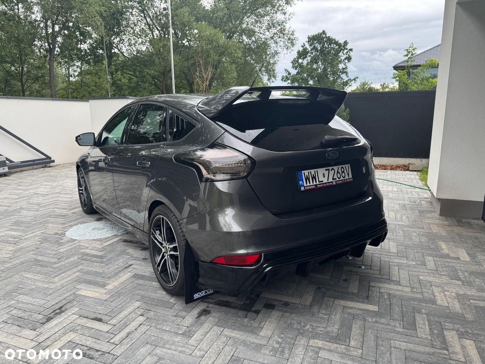 Ford Focus ST - 6