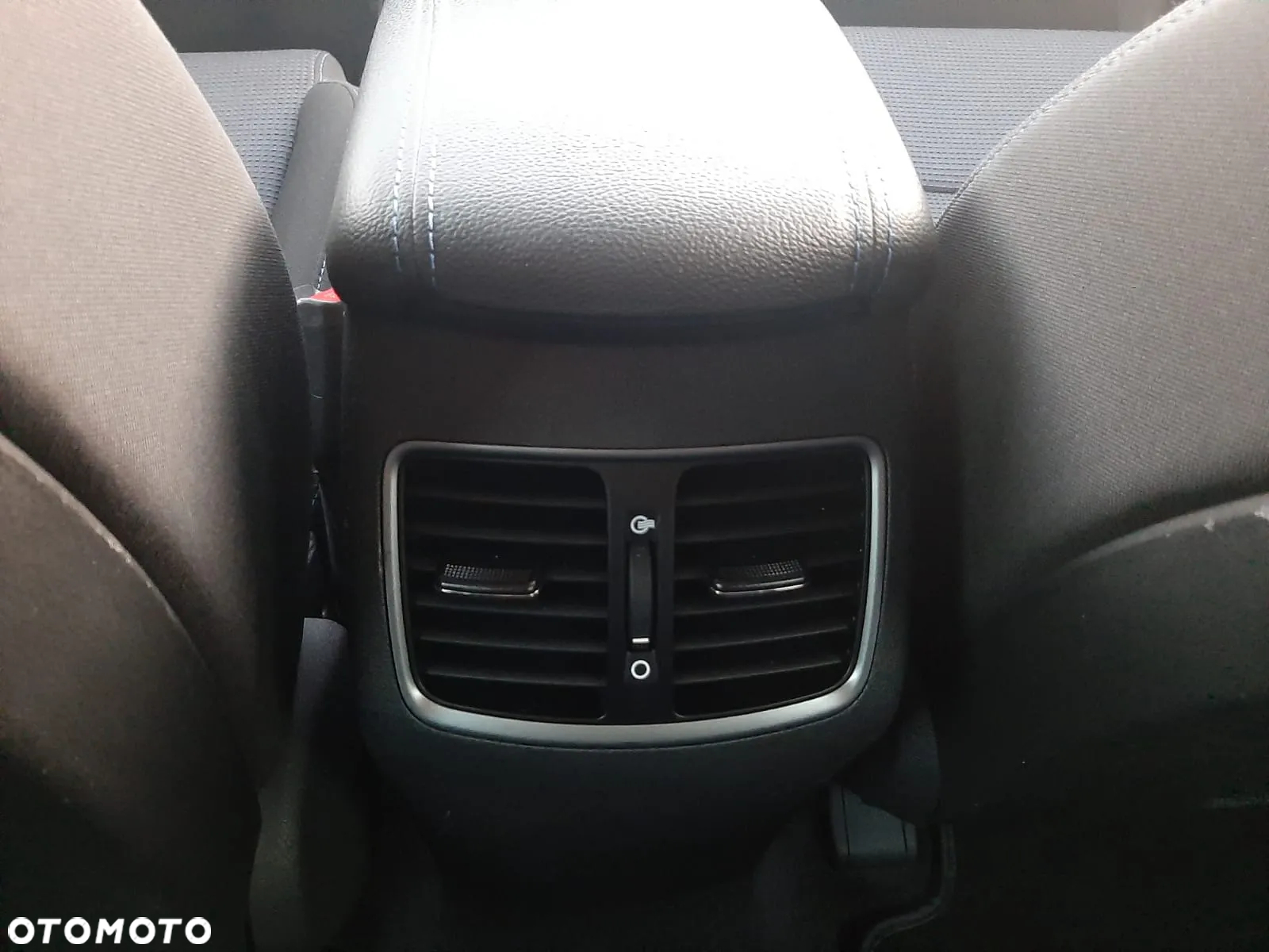 Hyundai Tucson blue 1.7 CRDi 2WD Passion - 36