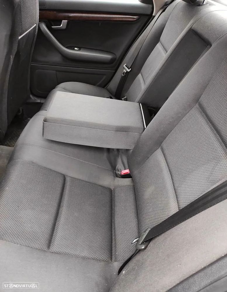 Audi A4 Avant 1.9 TDI m5 - 5