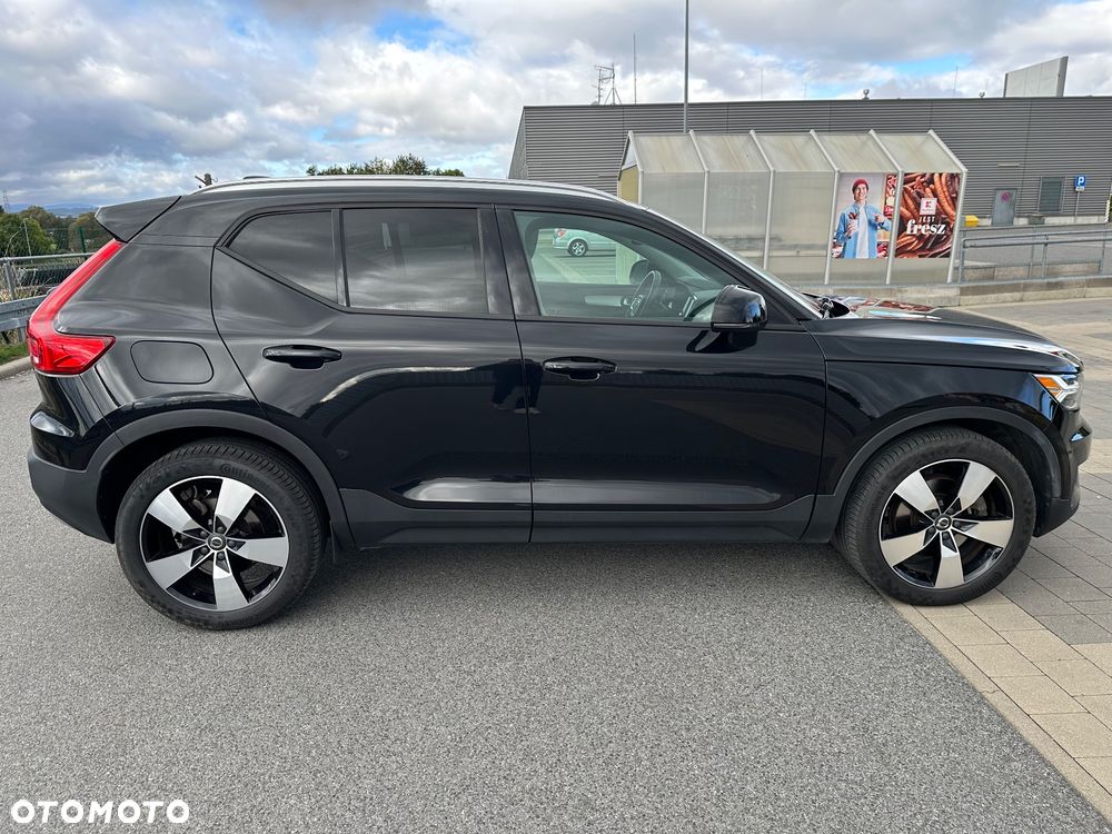 Volvo XC 40 T5 AWD Geartronic Momentum - 11
