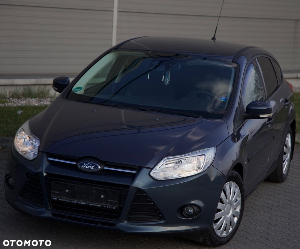 Ford Focus 1.0 EcoBoost Start-Stopp-System Ambiente - 2