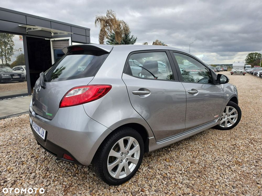 Mazda 2 - 23