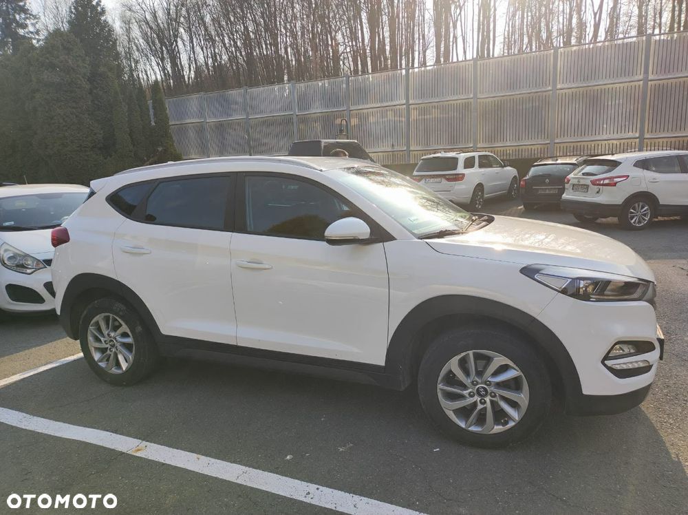 Hyundai Tucson 1.7 CRDI BlueDrive Classic 2WD - 2