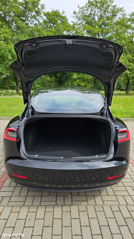 Tesla Model 3 - 27