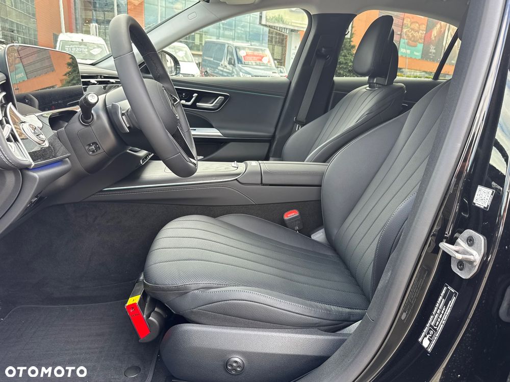 Mercedes-Benz Klasa E 450 d mHEV 4-Matic Exclusive 9G-Tronic - 25