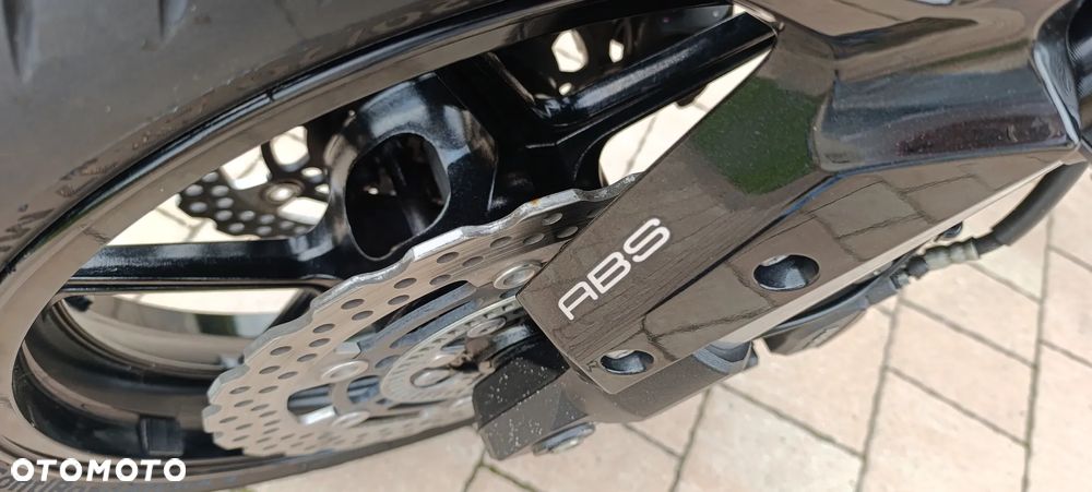 Kawasaki Versys 650 - 16