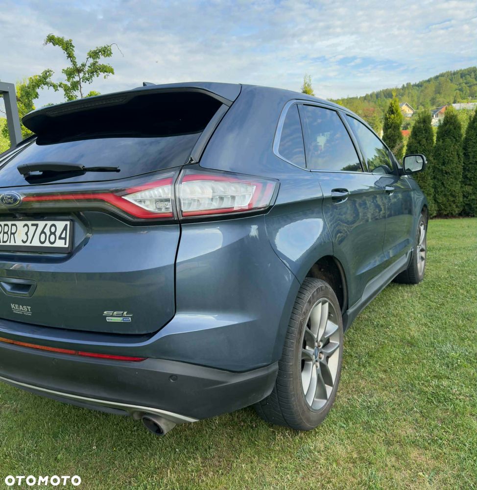 Ford Edge - 8