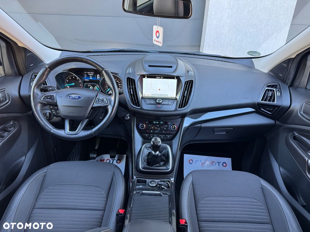 Ford Kuga 1.5 EcoBoost 2x4 Titanium - 22
