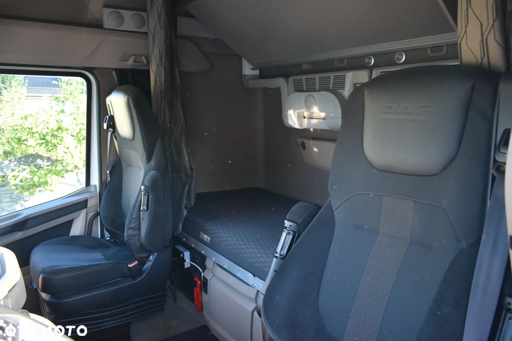 DAF XG480 //KLIMA POSTOJOWA X2 // ACC // PCC // ZABUDOWY // FULL LED // 2X FOTEL PNEUMATYCZNY // PREMIUM DAF AUDIO // - 25