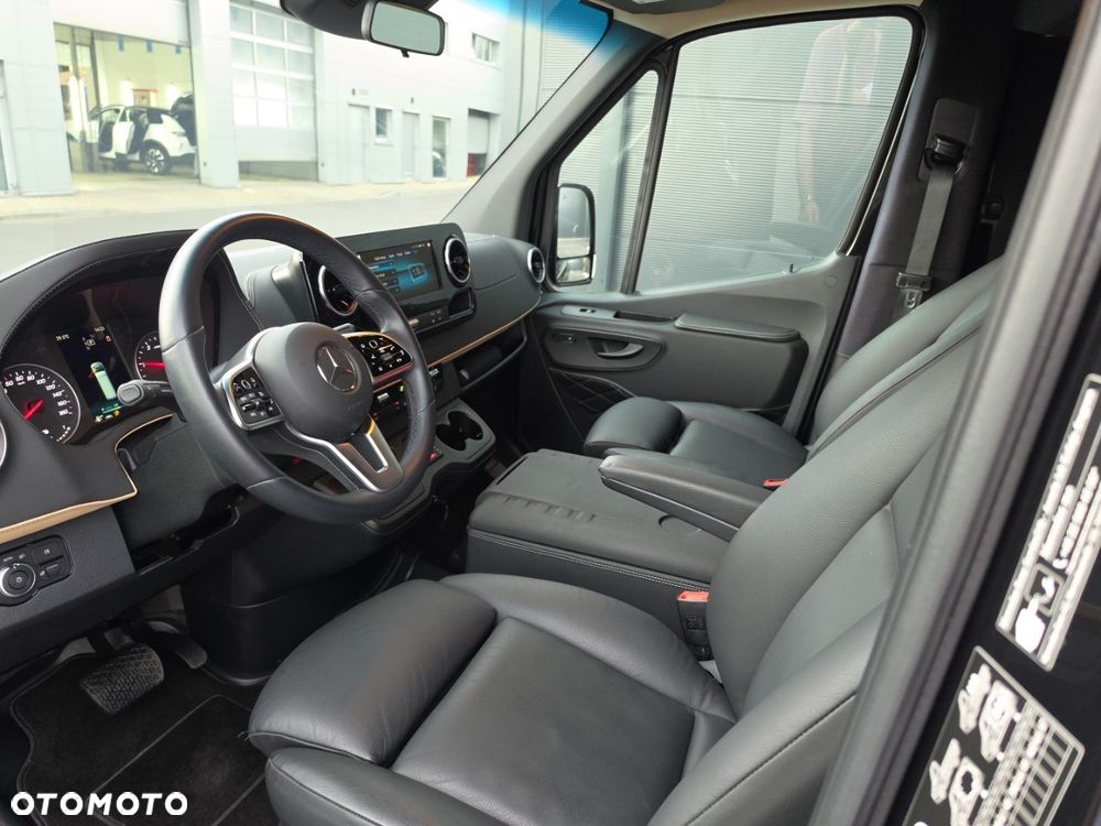 Mercedes-Benz Sprinter Long PRO 9G-Tronic 907.235 - 8