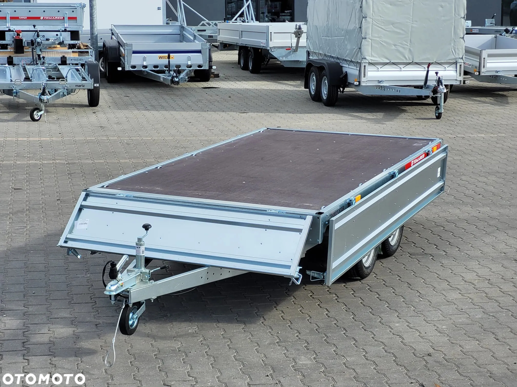 TEMARED DOSTAWA przyczepa platforma 304x153cm DMC750kg otwierane burty, koła pod spodem, do przewozu uli! - 8