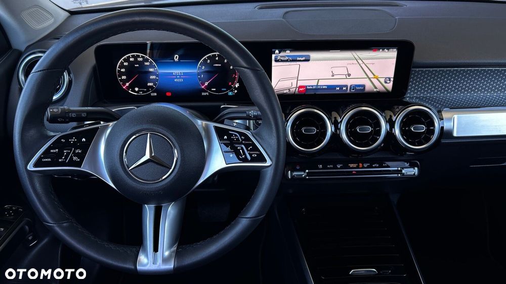 Mercedes-Benz GLB - 15