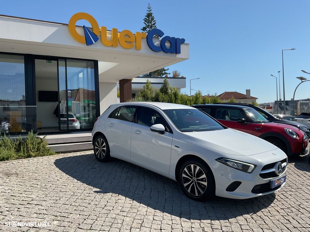 Mercedes-Benz A 250 e Style Plus - 3