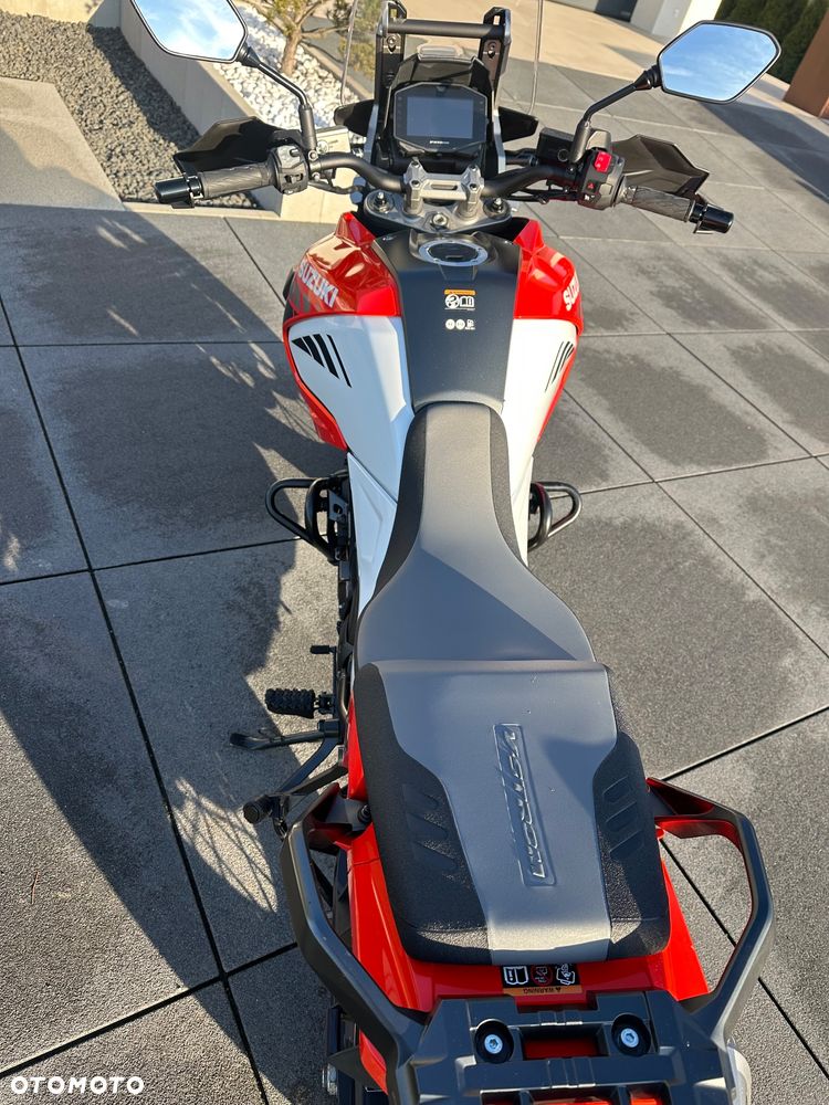 Suzuki V-STROM - 16