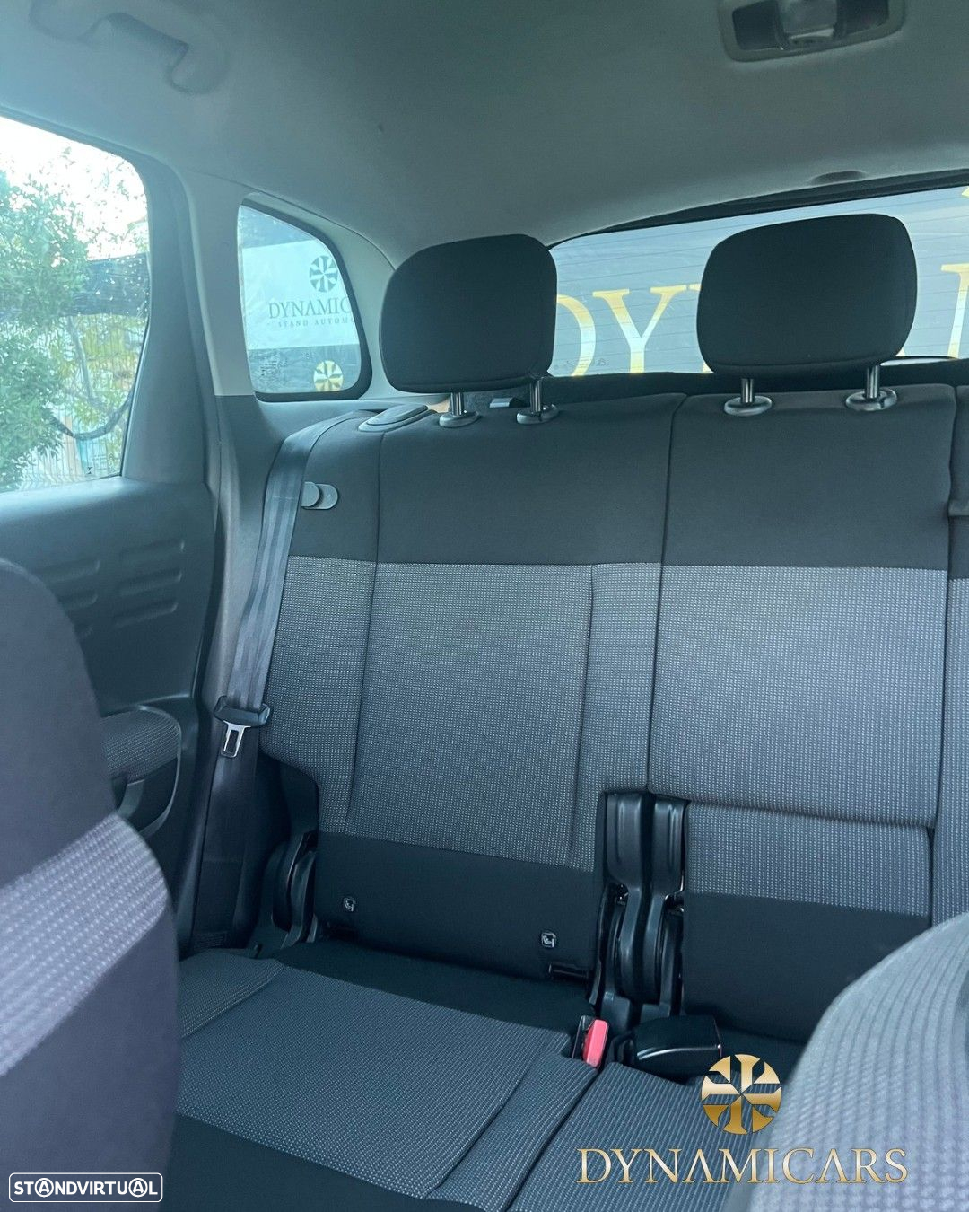 Citroën C3 Aircross 1.2 PureTech Shine - 8