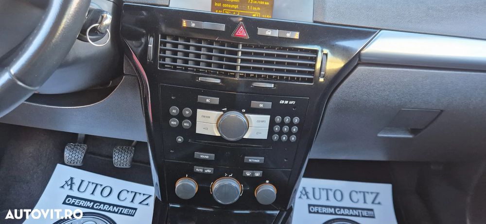 Opel Astra 1.6 Essentia - 22