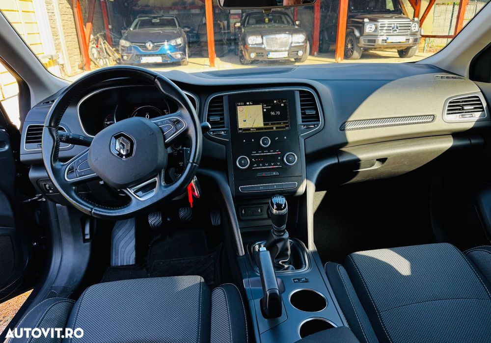 Renault Megane - 13