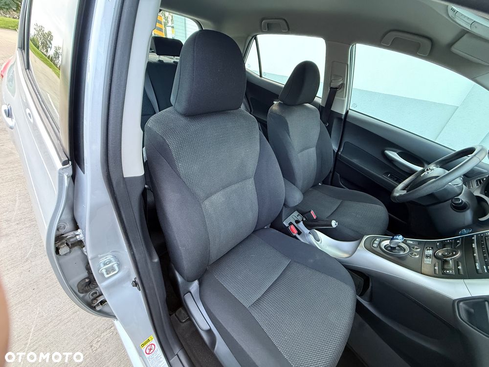 Toyota Auris - 12