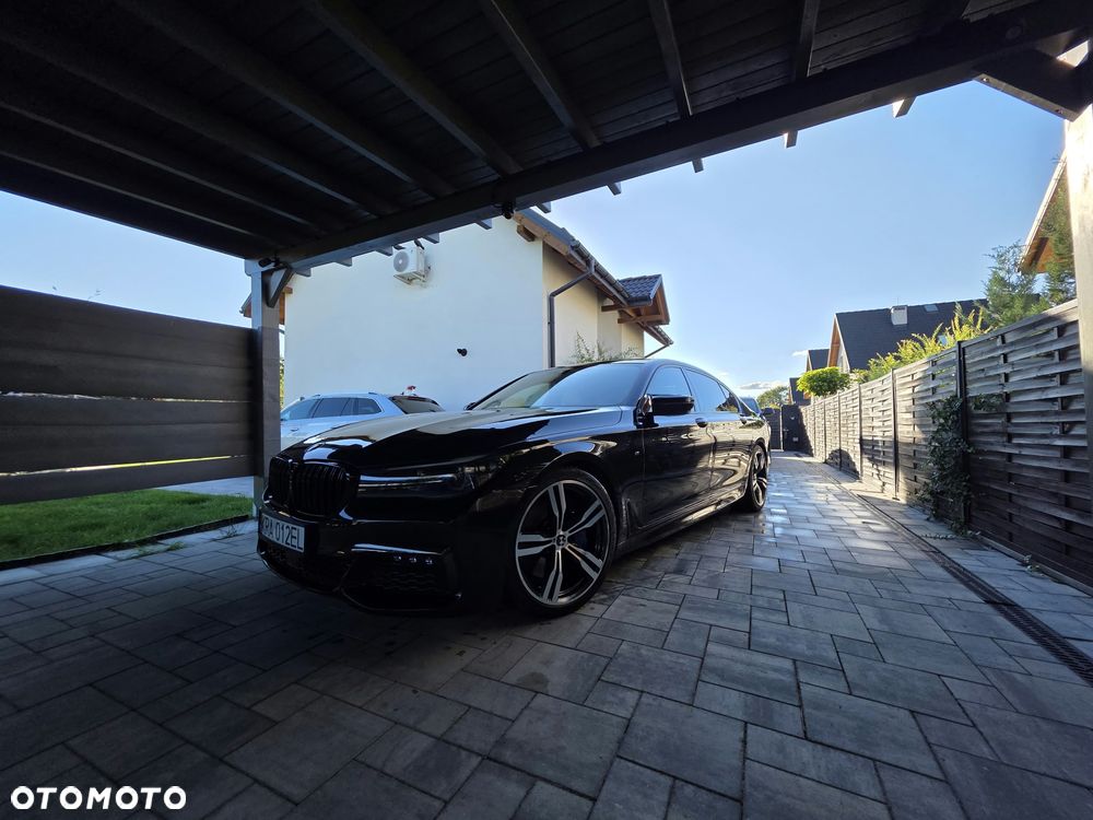 BMW Seria 7 - 12