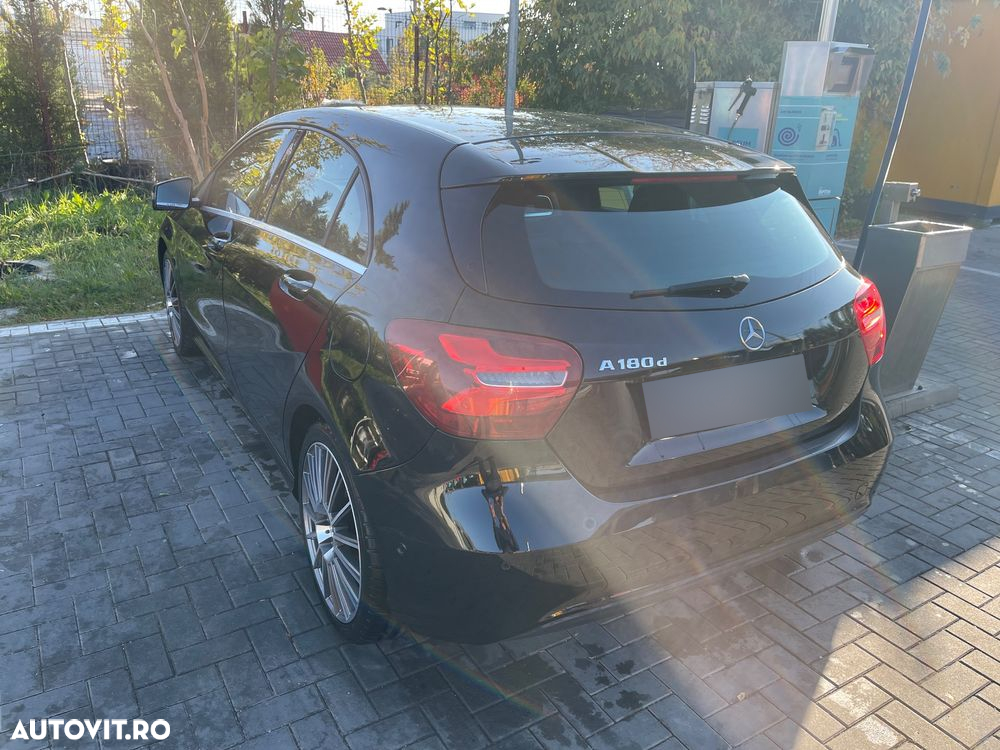 Mercedes-Benz A - 17
