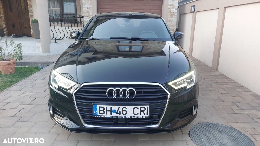 Audi A3 ack 1.5 35 TFSI Basic - 3