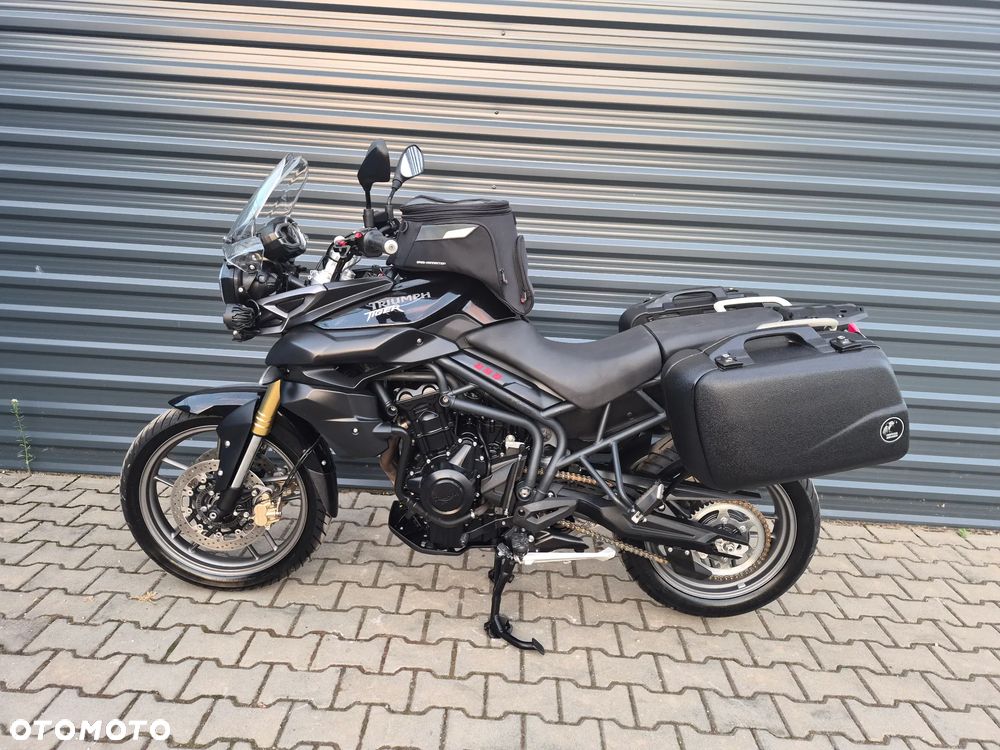 Triumph Tiger - 1