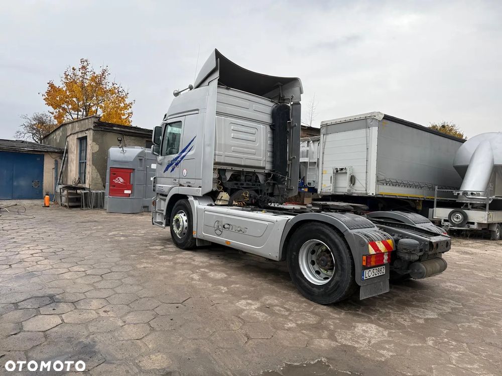 Mercedes-Benz Actros - 4