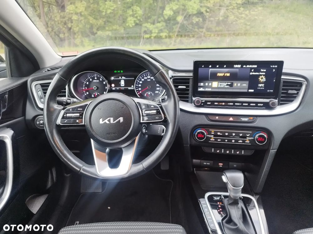 Kia Ceed - 30