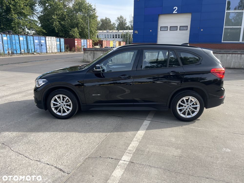 BMW X1 sDrive18i Advantage - 4