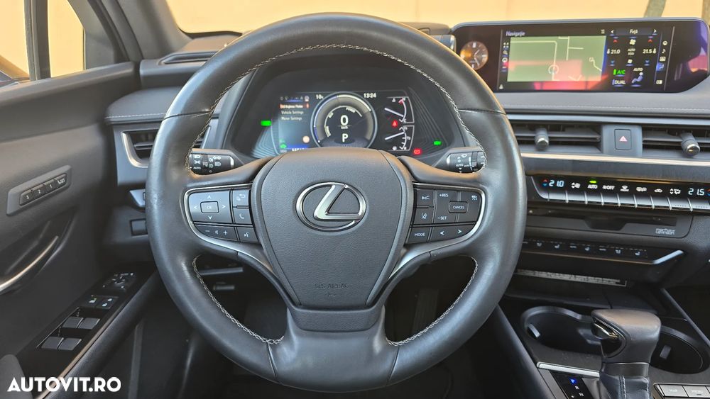 Lexus UX 250h 2.0L HEV 20H- (178 HP) 4X4 CVT Luxury - 16
