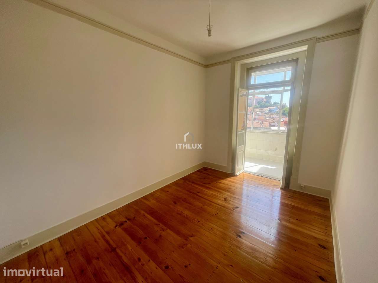 Apartamento T2 - Rua dos Baldaques, Lisboa - Grande imagem: 3/23