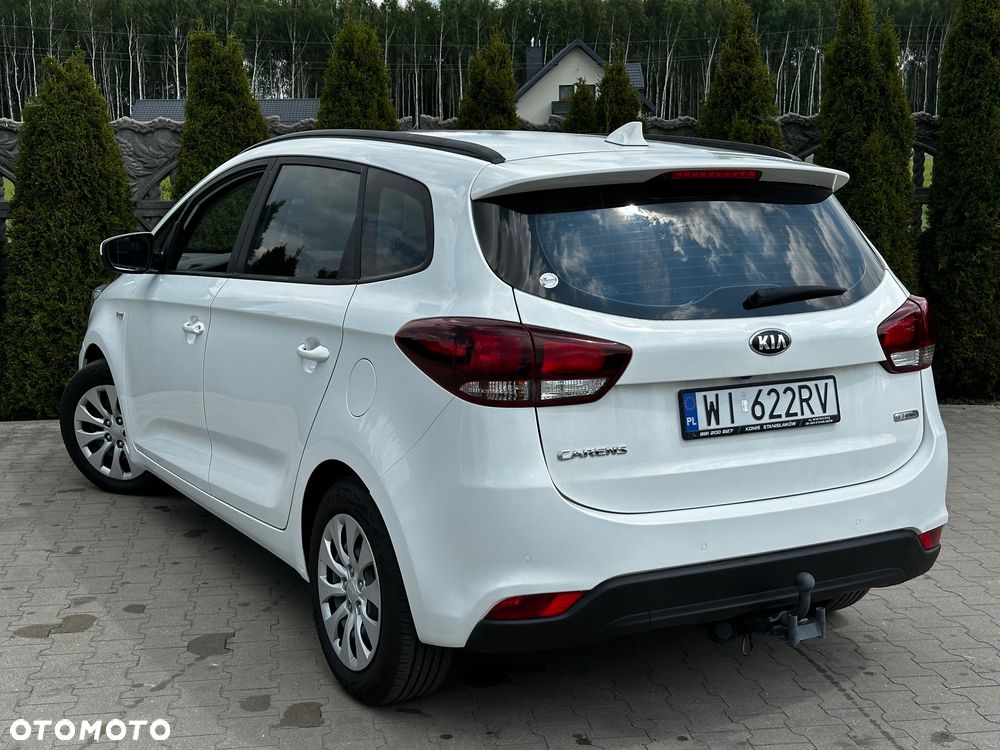Kia Carens 1.7 CRDi 115 Dream-Team Edition - 16